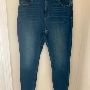 GAP Blue Skinny Jeans with Stretch and Modern Fit